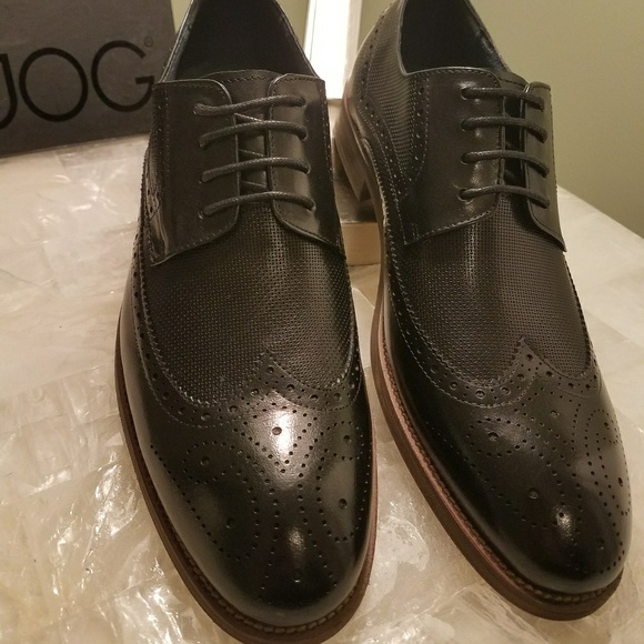 Shoes - Picture 3 of 6